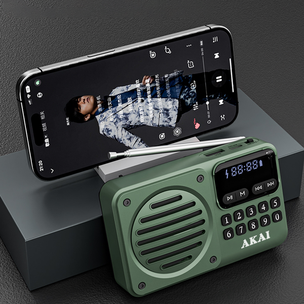 Radio przenośne AKAI APR-300 zielone, 2,5W RMS, FM, Bluetooth, USB/SD, AUX,